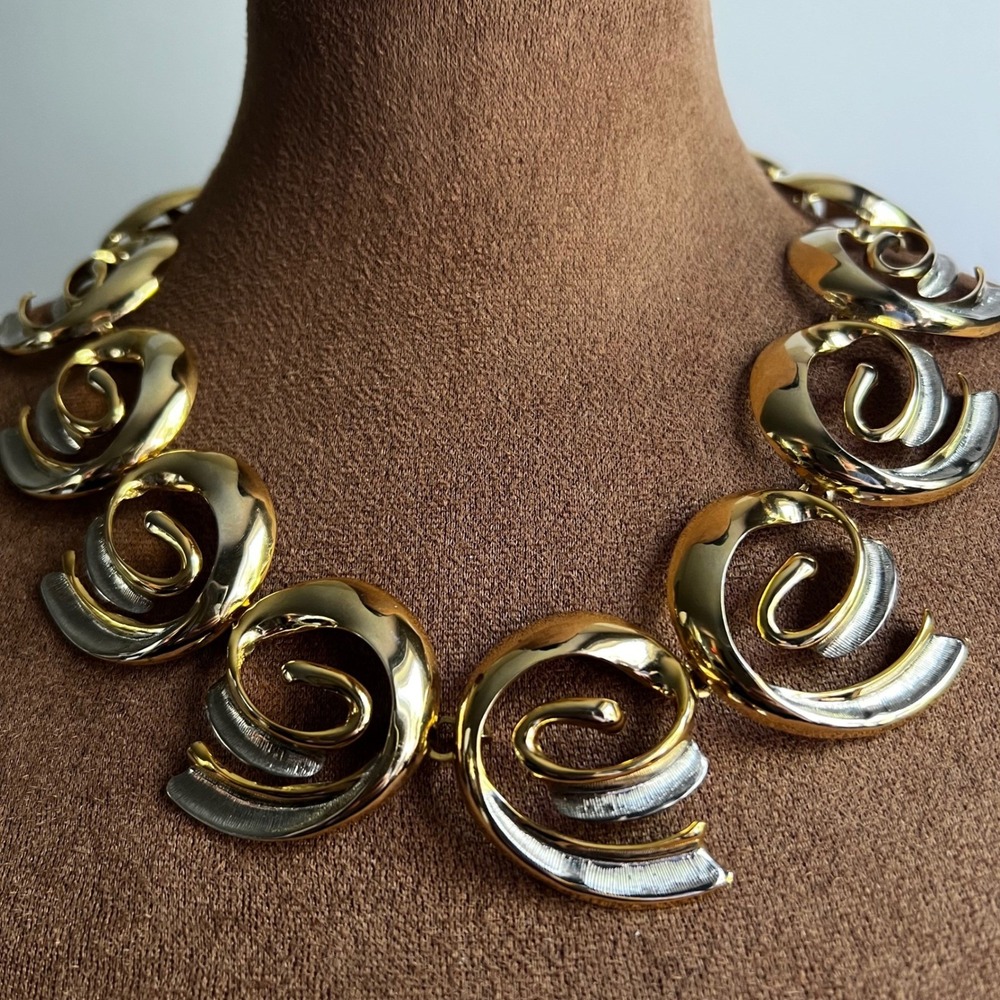Vintage Two Tone Gold Silver Swirl Link Statement Necklace 21 Inch Quiet Luxury